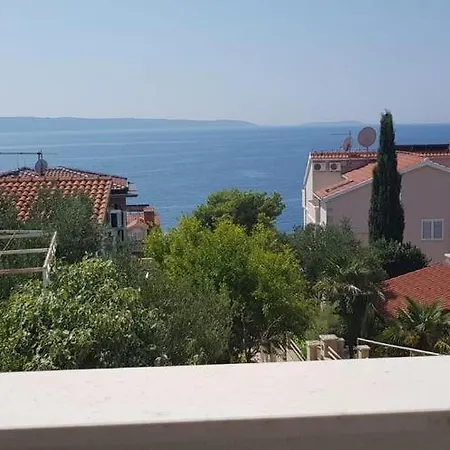 アパート Summer Lounge