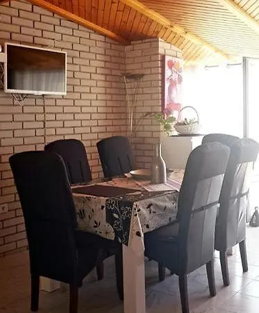 Summer Lounge アパート *