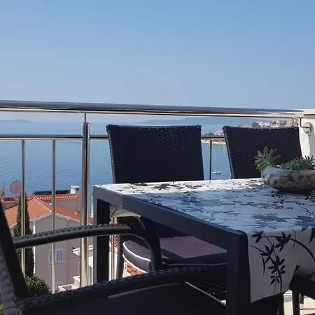 Summer Lounge *