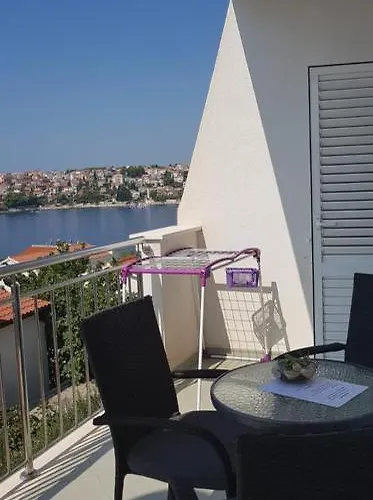 Summer Lounge Apartman Trogir